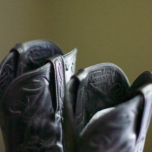 Hand-Crafted Leather Boots - Picture 2 of 8